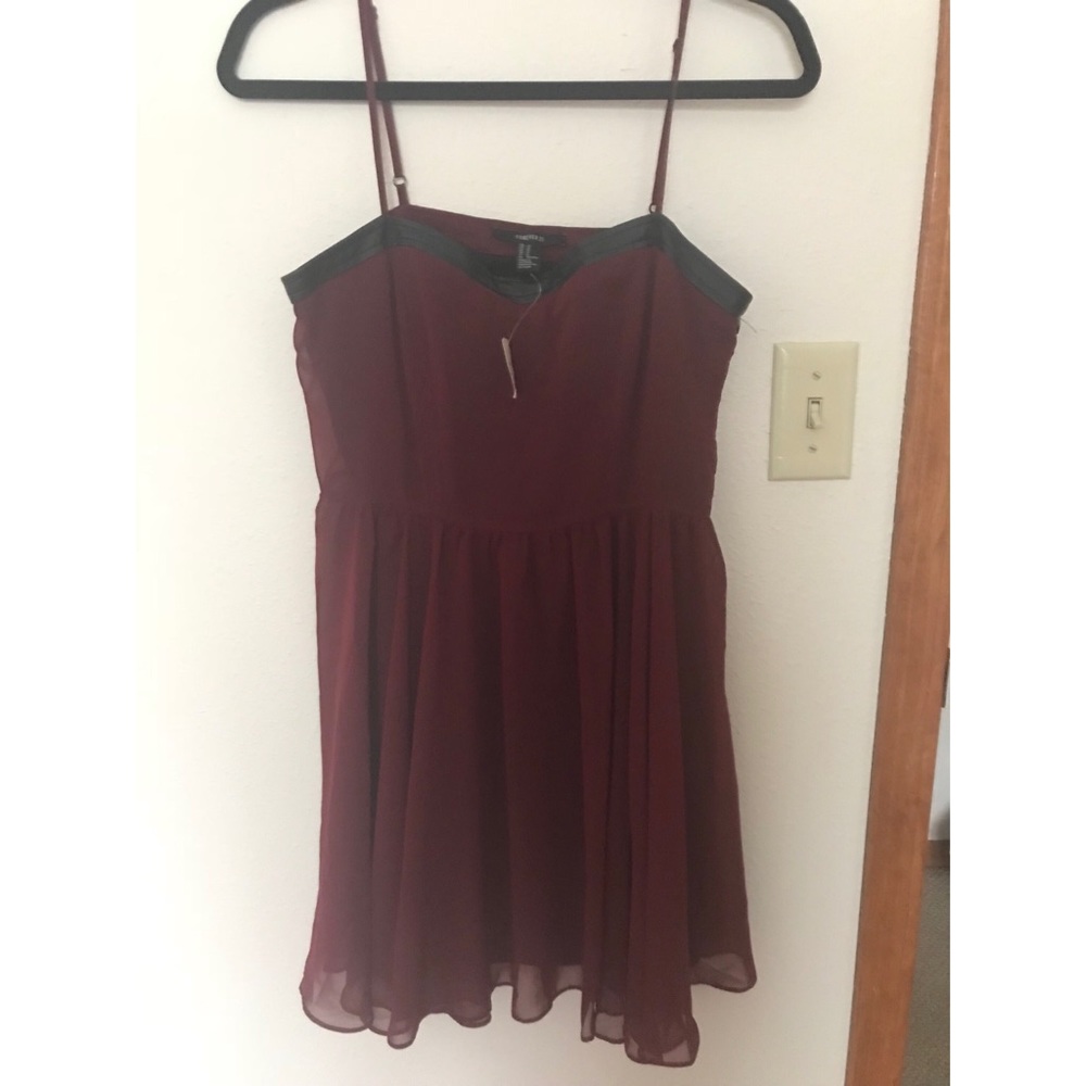 Forever 21 burgundy and black Mini dress